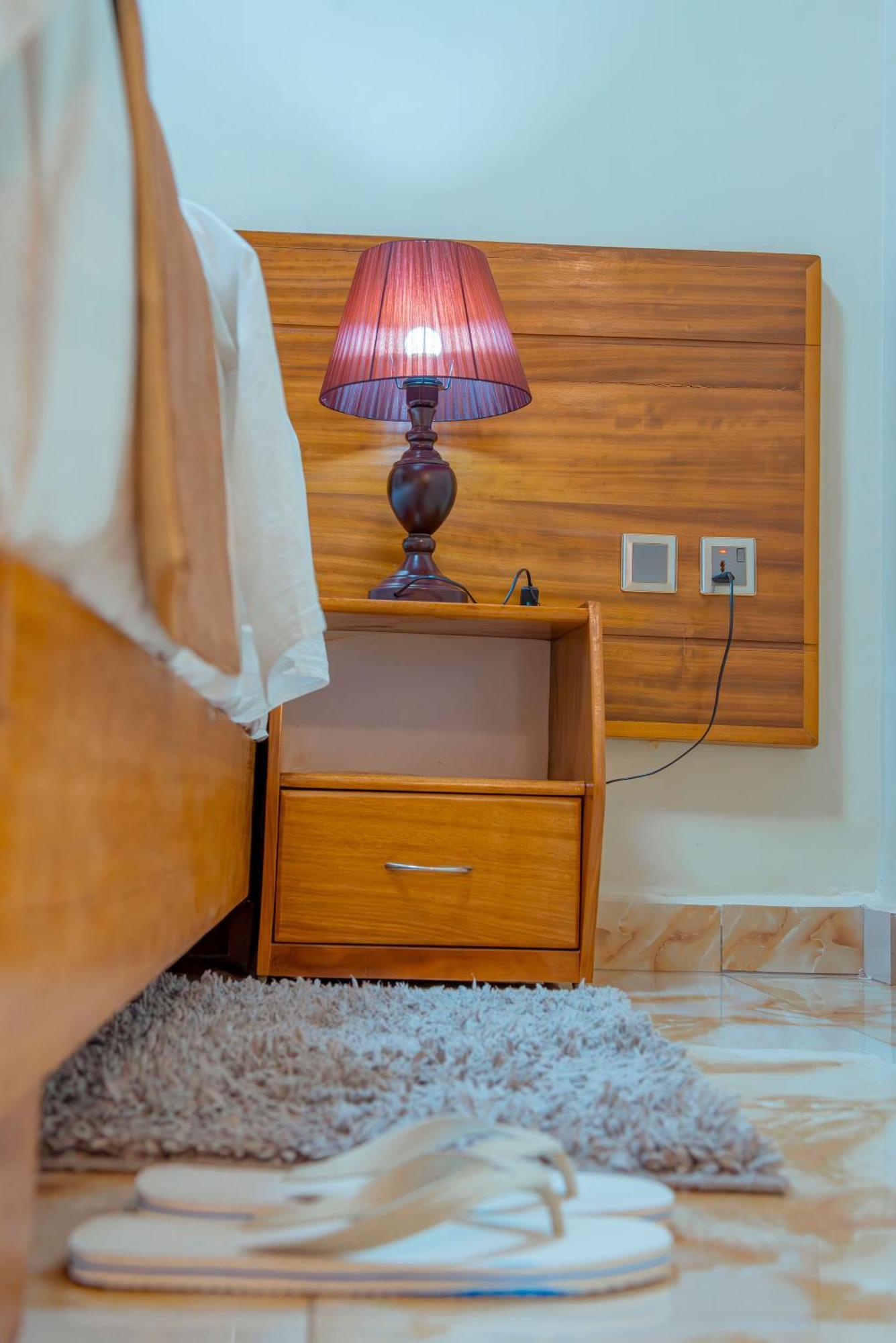 Mountain View Hotel & Apartment Kigali Bagian luar foto